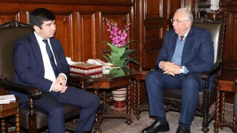 وزيرا الزراعة في مصر وأوزبكستان يبحثان تعزيز التعاون المشترك بين البلدين