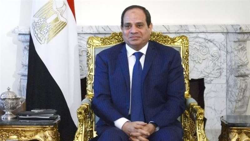 السيسي يؤكد حرص مصر على تعزيز التعاون مع العراق في جميع المجالات
