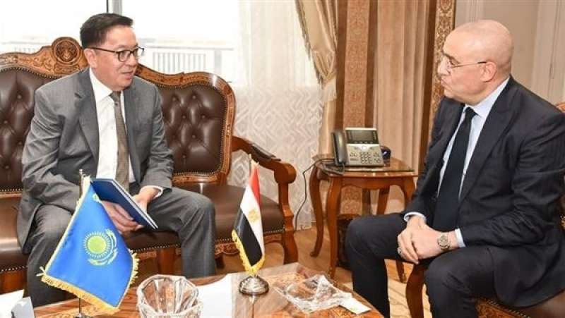 «الجزار» يبحث تعزيز التعاون بين مصر وكازاخستان بمجال التنمية العمرانية