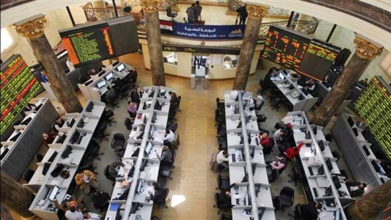 البورصة المصرية تؤكد أهمية الإفصاح المتزامن باللغتين العربية والإنجليزية للشركات المقيدة