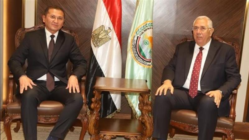 «القصير» يبحث تعزيز آليات التعاون الزراعي بين مصر و أوزبكستان
