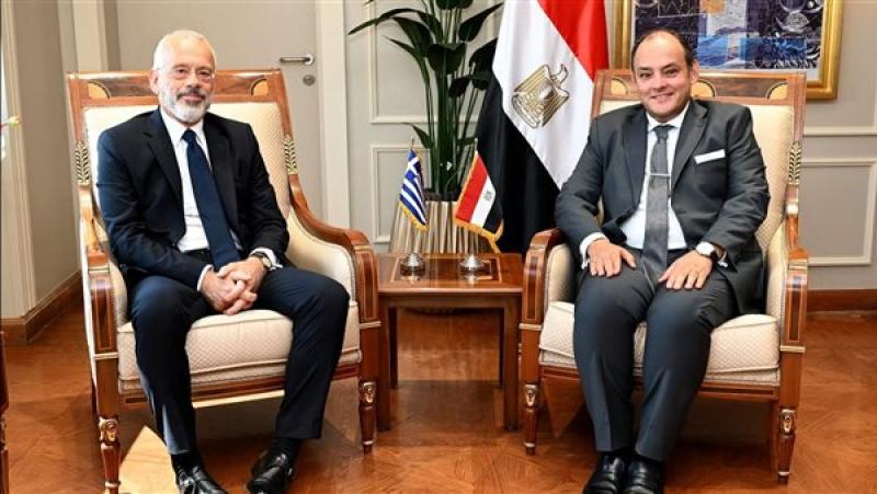 مصر تبحث زيادة معدلات التجارة البينية والاستثمارات المشتركة مع اليونان