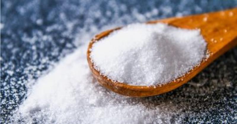 دراسة: تقليل الملح بمقدار ملعقة صغيرة يوميًا له نفس تأثير أدوية ضغط الدم