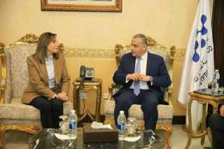 محافظ سوهاج يستقبل وزيرة الثقافة
