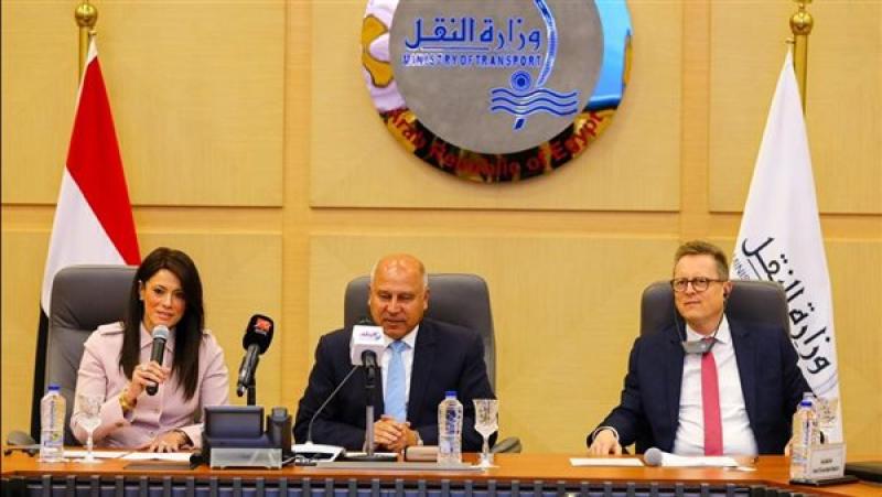 توقيع اتفاقيات إنشاء البنية الفوقية لمحطة حاويات تحيا مصر 1 بميناء دمياط
