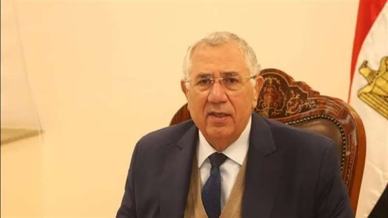وزير الزراعة يبحث تعزيز دور التعاونيات الزراعية لدعم الفلاح المصري