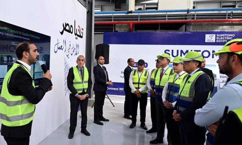 رئيس الوزراء يتفقد الأعمال الإنشائية لأكبر مصنع لـ ”سوميتومو” اليابانية على مستوى العالم بمدينة العاشر من رمضان