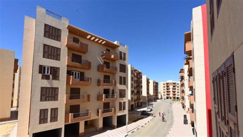 وزير الإسكان يُعلن طرح وحدات إدارية للبيع بمدينة الخارجة في الوادي الجديد