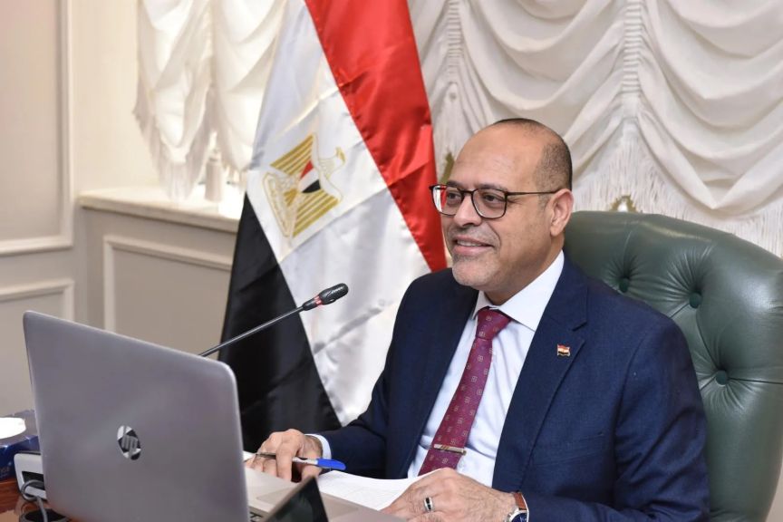 وزير العمل يُعلن بدء التقديم في مِنح مجانية للتدريب على 28 مِهنة بشهادات دولية في معهد ” الساليزيان الإيطالي” بالقاهرة