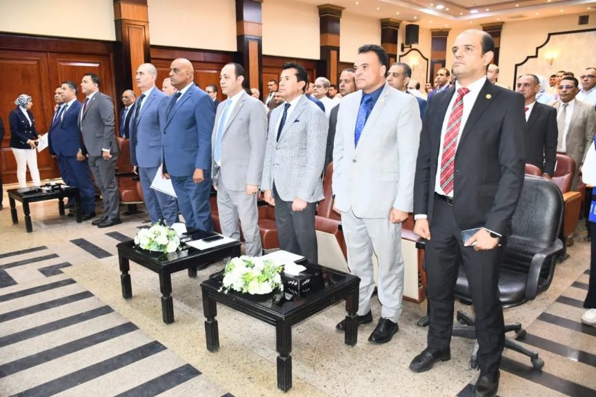 وزير الشباب والرياضة يشهد انطلاق الملتقى الأول لمنسقي تراخيص شركات الخدمات الرياضية بمركز التعليم المدني بالجزيرة