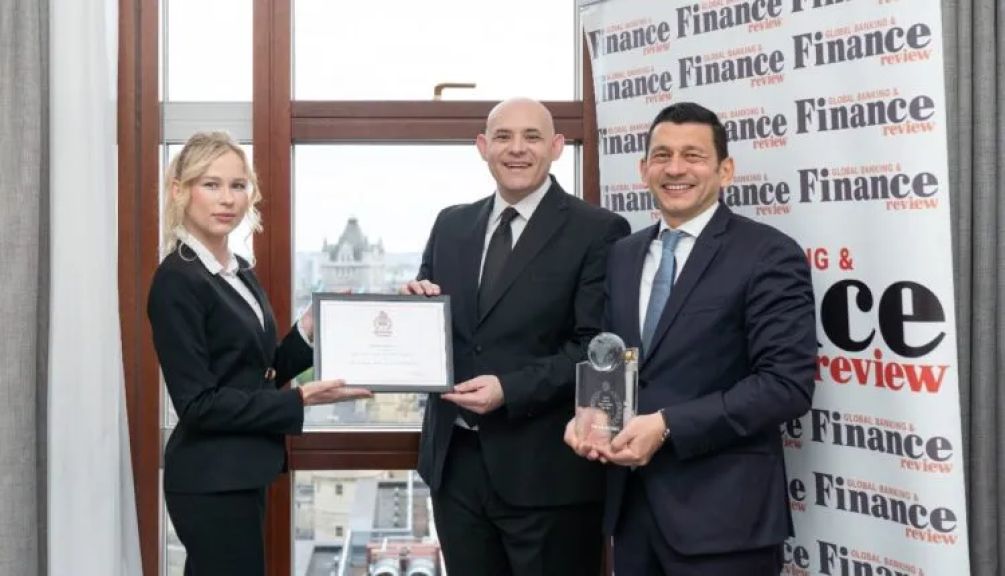بنك القاهرة يحصد جائزة «أسرع البنوك نموًا في مجال الائتمان في مصر» من مجلة Global Banking amp; Finance Review العالمية