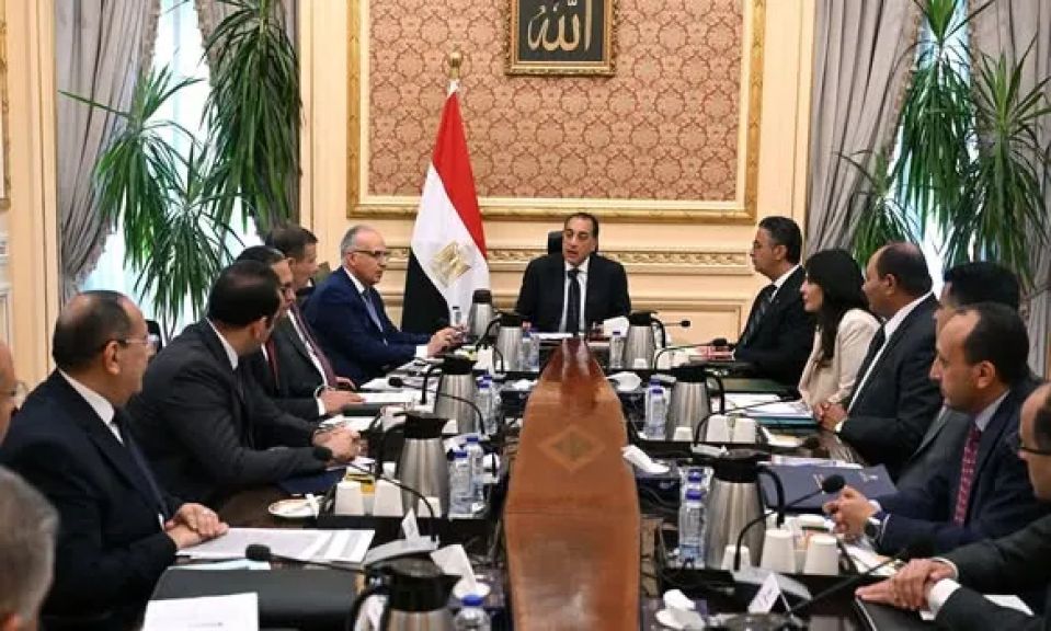 رئيس الوزراء يتابع مع الوزارات المعنية تطوير منظومة الري لزراعة قصب السكر