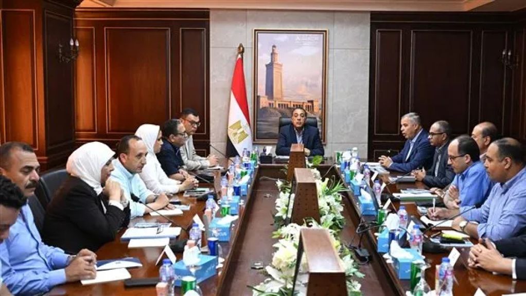 رئيس الوزراء: إنشاء 60 ألف وحدة سكنية بديلة لسكان العمارات الآيلة للسقوط بالإسكندرية