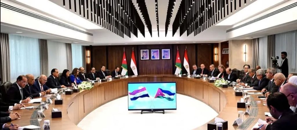 الوزراء المصريون والأردنيون يؤكدون رغبتهم في تعزيز التعاون المشترك في شتى المجالات
