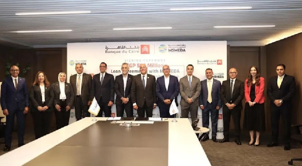 بنك القاهرة وجهاز تنمية المشروعات يوقعان عقدين جديدين بقيمة 500 مليون جنيه لتمويل المشروعات متناهية الصغر