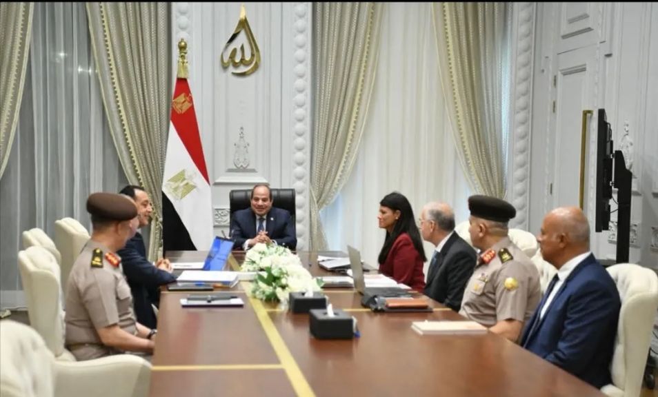 الرئيس عبدالفتاح السيسي يستعرض الموقف المائي بوجه عام على مستوى الجمهورية