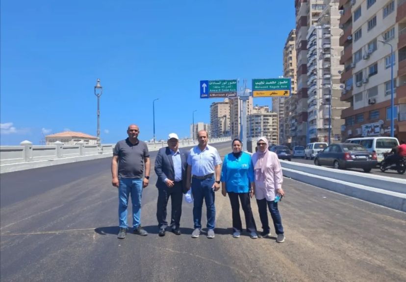 الإسكان:تشغيل تجريبي لكوبري محمد نجيب ضمن أعمال توسعة كورنيش الإسكندرية