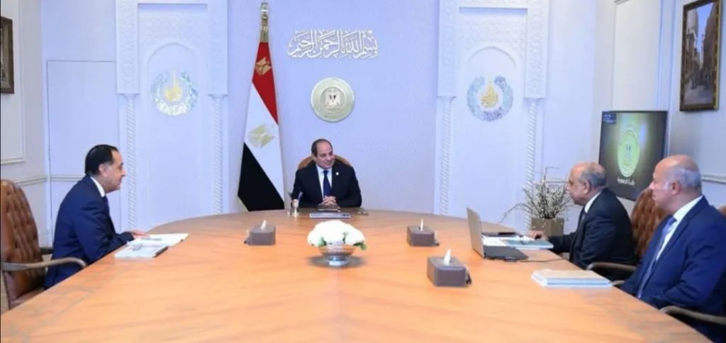الرئيس السيسي  يؤكد على تفعيل السياسات الهادفة إلى ترسيخ دور مصر كمركز إقليمي للطاقة