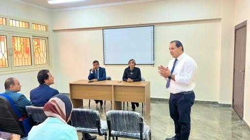 القائم بأعمال رئيس جامعة الأقصر الأهلية تستعرض الرؤية التي تتبناها الجامعة