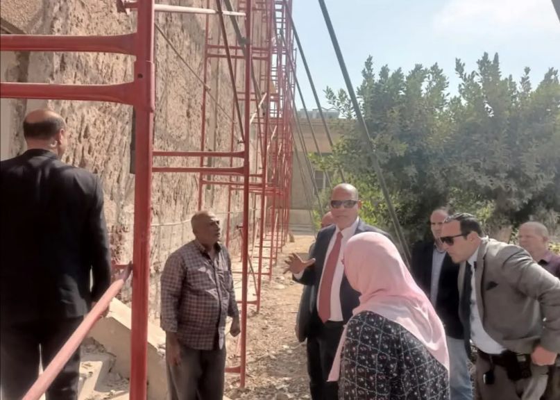وزير العمل في جولة مفاجئة للمركز القومى لدراسات السلامة والصحة المهنية ... وزير العمل في جولة مفاجئة للمركز القومى لدراسات السلامة والصحة المهنية  لمتابعة سير العمل