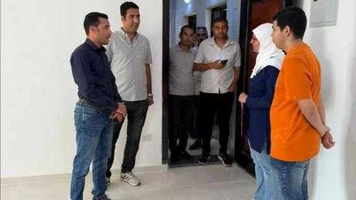وزير الإسكان يُتابع عملية تسليم وحدات ”سكن لكل المصريين محور الإسكان المتوسط” بمدينة حدائق العاصمة”
