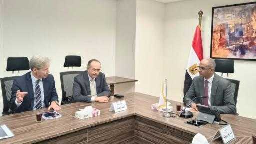 نائب وزير الإسكان يلتقي تحالف شركة المقاولون العرب مع إحدى الشركات العالمية المتخصصة في مجال تحلية مياه البحر