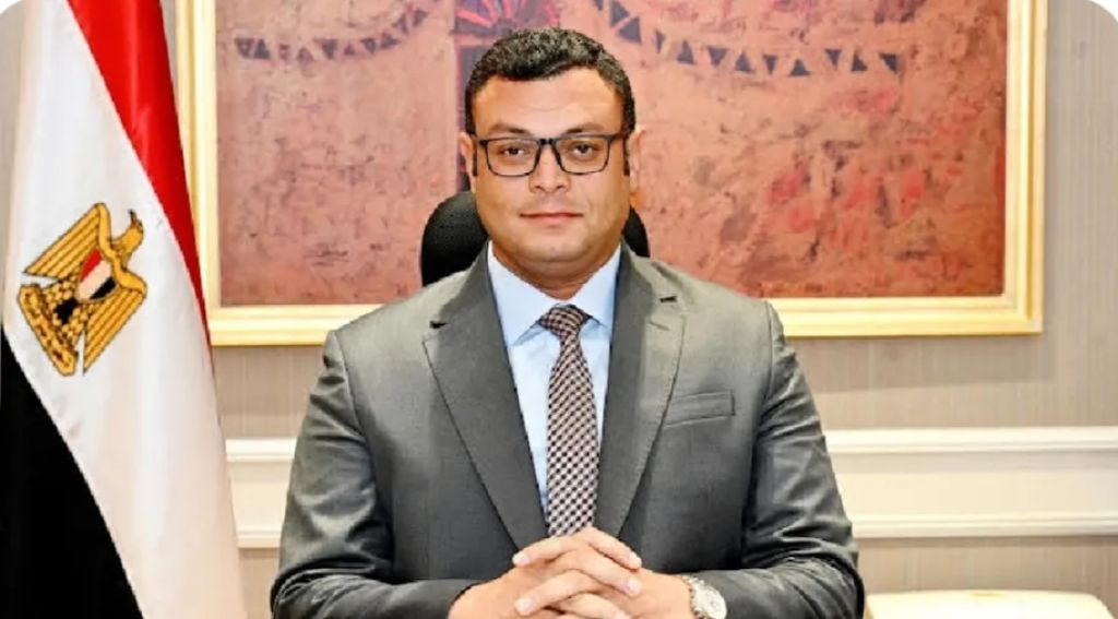 وزير الإسكان يُصدر 4 قرارات لإزالة التعديات ومخالفات البناء بالساحل الشمالي ومدينة الفيوم الجديدة