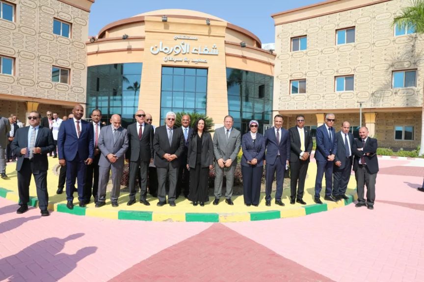 وزيرا التعليم العالي والتضامن ومحافظ الأقصر ورئيس جامعة الأقصر يتفقدون مستشفى شفاء الأورمان بالأقصر