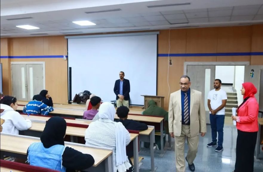 انطلاق امتحانات الميد ترم بكلية تكنولوجيا الخدمات الفندقية والسياحية بجامعة طيبة التكنولوجية