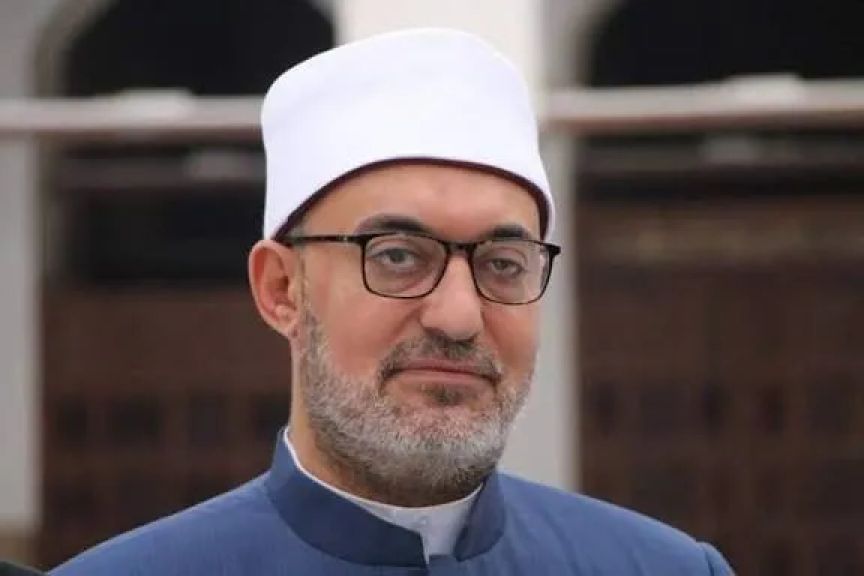 في اليوم العالمي لمناهضة العنف ضد المرأة .. مفتي الجمهورية يؤكد:  حمايةُ المرأة واجبٌ شرعيٌّ ووطنيٌّ وصونُ كرامتها أساسُ استقرار المجتمع وبناءِ مستقبلٍ آمنٍ للأجيال