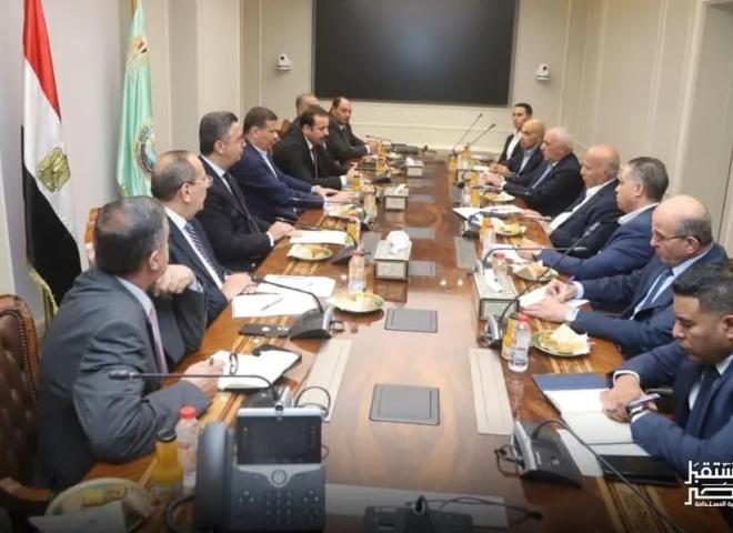 وزيرا الزراعة والتموين ورئيس جهاز مستقبل مصر يبحثون مع اتحاد الدواجن تحفيز الإنتاج المحلي