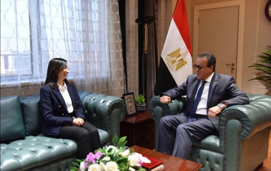 نائب رئيس مجلس الوزراء وزير الصحة يتابع مع محافظ البحيرة إنجاز المشروعات الصحية ويبحث التوسع في الخدمات