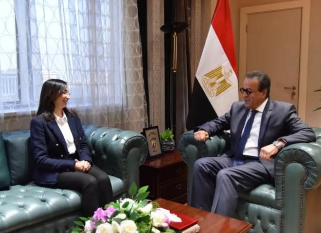 نائب رئيس مجلس الوزراء وزير الصحة يتابع مع محافظ البحيرة إنجاز المشروعات الصحية ويبحث التوسع في الخدمات