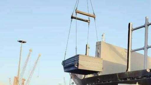 تصدير أول شحنة من إنتاج شركة الأنود الكربونية منذ إعادة تشغيلها في أكتوبر الماضي بعد توقف لأكثر من عامين