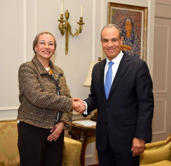 وزير الخارجية يلتقي السكرتير التنفيذي لاتفاقية الأمم المتحدة لمكافحة التصحر