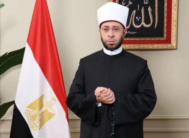 وزير الأوقاف يهنئ الرئيس بالعام الميلادي الجديد