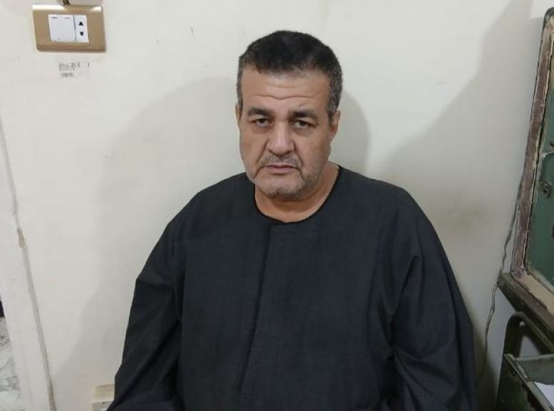 العمده أحمد أحمد إسماعيل أبو كريشه  يتقدم بخالص التهاني لفخامة الرئيس عبدالفتاح السيسي والشعب المصري العظيم بمناسبة  العام  الميلادي  الجديد