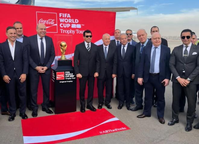 جمارك مطار القاهرة تنهي إجراءات دخول وخروج كأس العالم