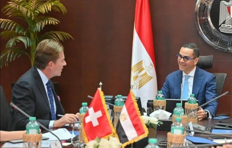 ▪وزير الاستثمار والتجارة الخارجية يلتقي السفير السويسري بالقاهرة لبحث سبل تعزيز التعاون الاقتصادي