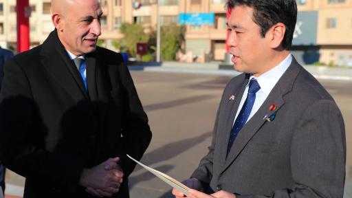 وزير التربية والتعليم يصطحب نظيره الياباني لتفقد ”محور شينزو آبي”..ويُسلّمه رسالة شكر وتقدير من فخامة الرئيس إلى أسرة رئيس الوزراء الياباني الراحل