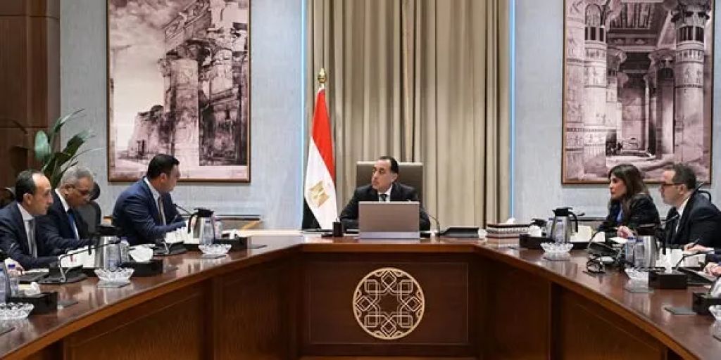 وزير الإسكان يستعرض أمام مجلس الوزراء الخطة الزمنية لتنفيذ مشروع “علم الروم” ومراحل تسليمه