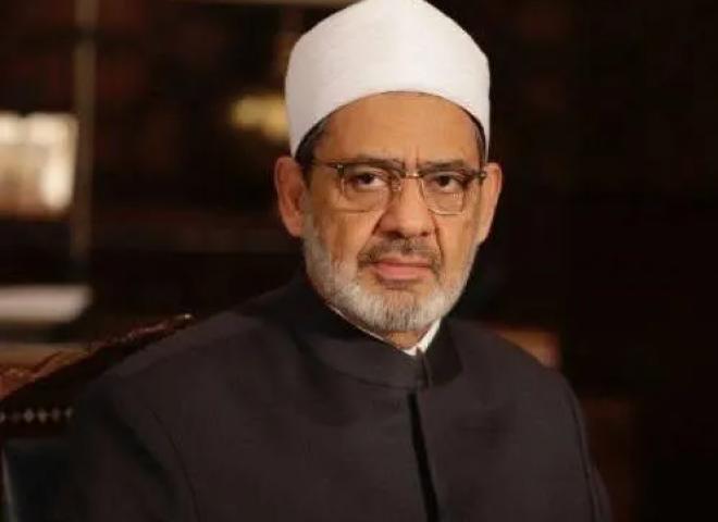 الأزهر الشريف: عيد الشرطة يُجسِّد تقدير الوطن لتضحيات أبنائه المخلصين وثورة 25 يناير شكَّلت محطةً مهمَّة في تاريخ الوطن