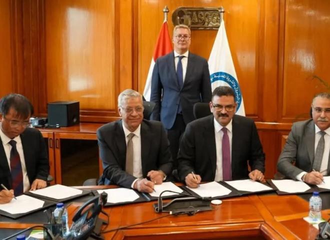 وزير البترول والثروة المعدنية يشهد توقيع مذكرة تفاهم مع ”شينج فا” الصينية للاستثمار في تعظيم القيمة المضافة من الخامات التعدينية