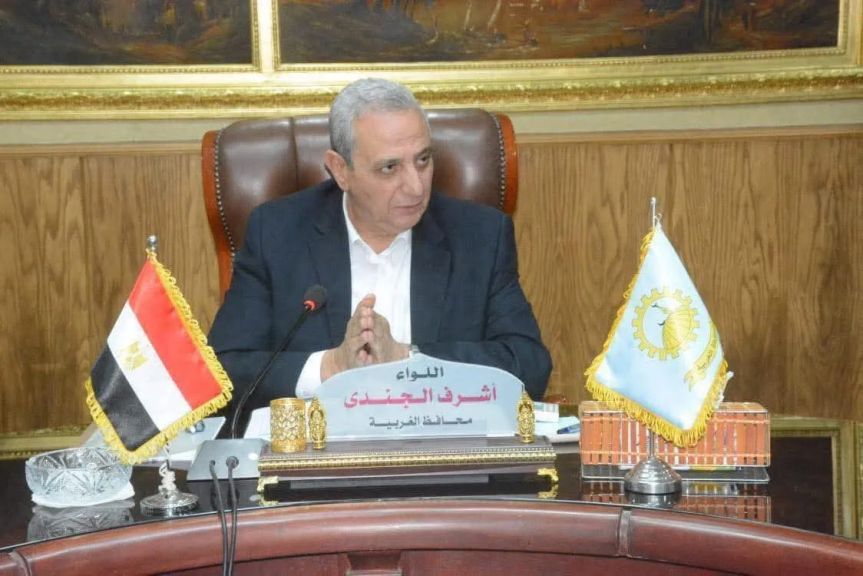 بناءا على توجيهات محافظ الغربيه ..  حملات تموينية مكثفة بكفر الزيات تضرب بقوة قبل رمضان وتضبط ربع طن شيكولاتة فاسدة وملح مجهول