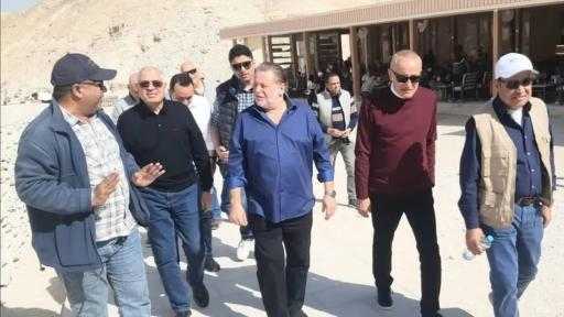 محافظ البنك المركزي ومحافظ الأقصر في جولة لآثار البرالغربي