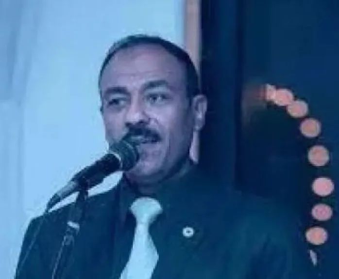 عصمت رضوان...كأي عود قديم