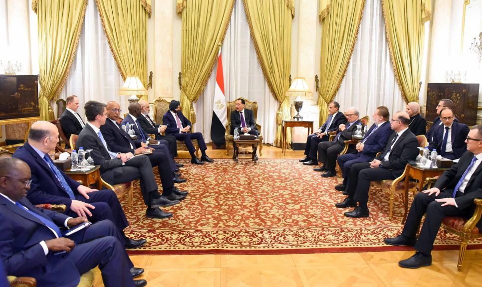 رئيس مجموعة البنك الدولي يشيد بدور البنك المركزي المصري في خفض التضخم وقيادة السياسة النقدية