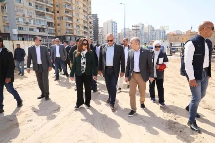 وزيرة التنمية المحلية ومحافظ الإسكندرية يتفقدان مشروع تطوير بئر مسعود وتوسعة الكورنيش