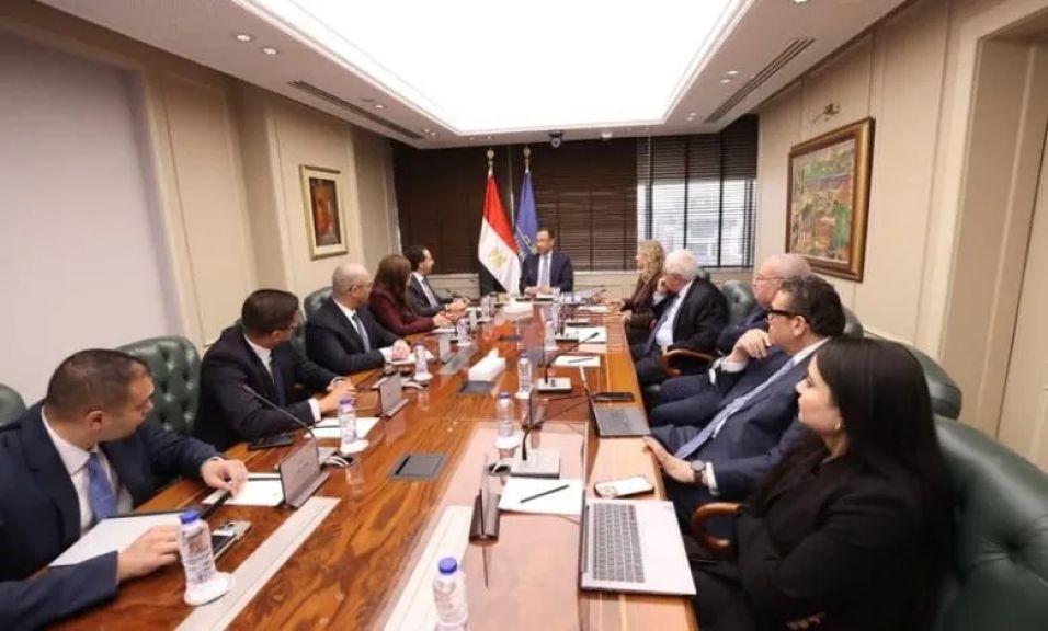 وزير الاتصالات يبحث مع مايكروسوفت تعزيز التعاون في الذكاء الاصطناعي وبناء القدرات الرقمية