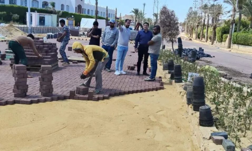 وزيرة الإسكان تتابع أعمال رفع كفاءة الطرق والبنية الأساسية بـ 5 مدن جديدة